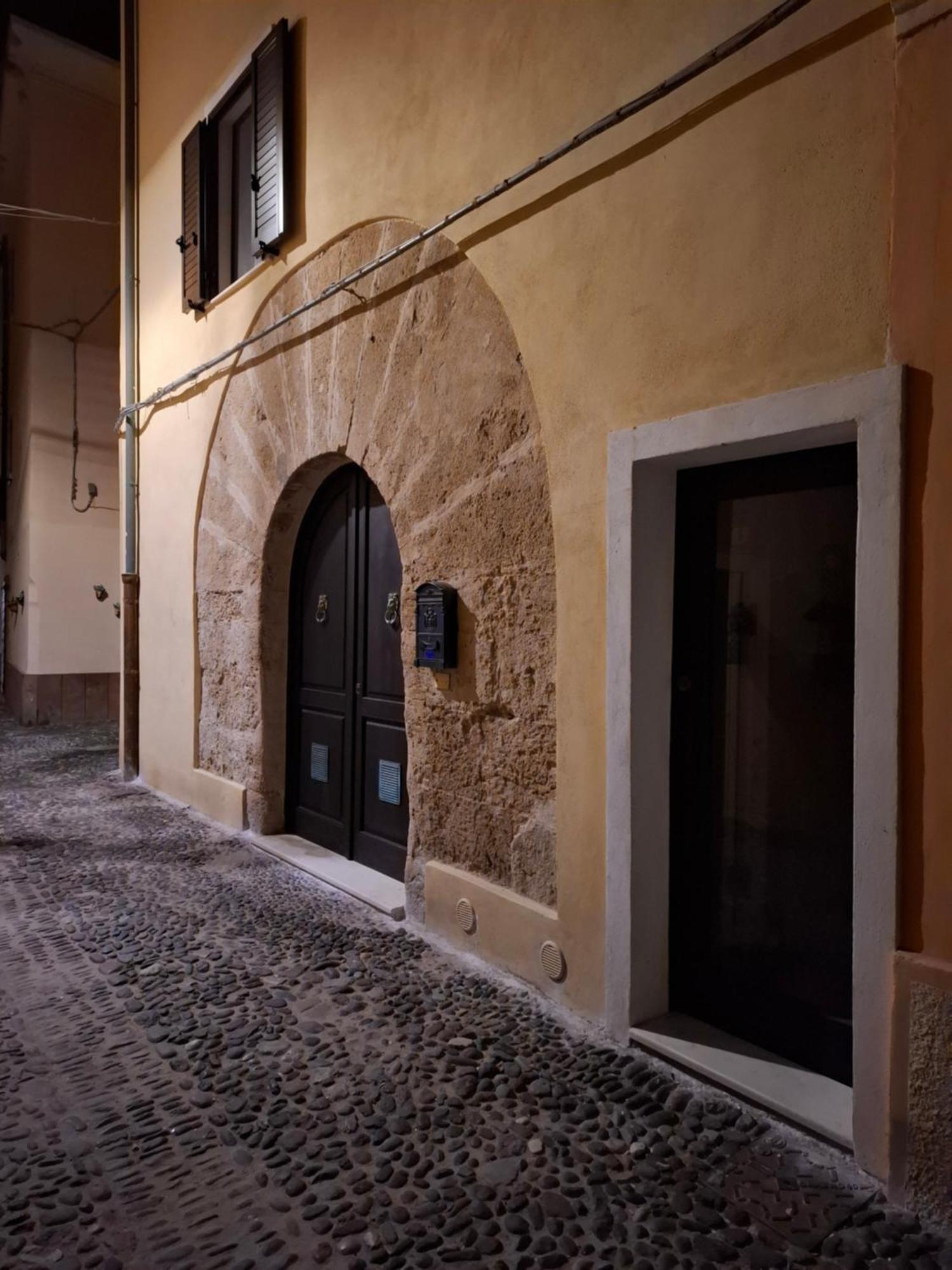 Suite "La Finestra Su Alghero" Buitenkant foto